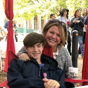 Meet your Posher, Amy